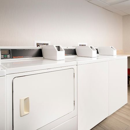 Holiday Inn Express & Suites Baltimore - BWI Airport North By Ihg Linthicum Exterior photo