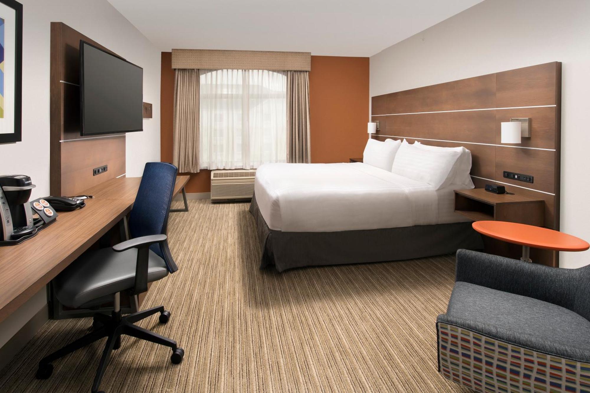 Holiday Inn Express & Suites Baltimore - BWI Airport North By Ihg Linthicum Exterior photo