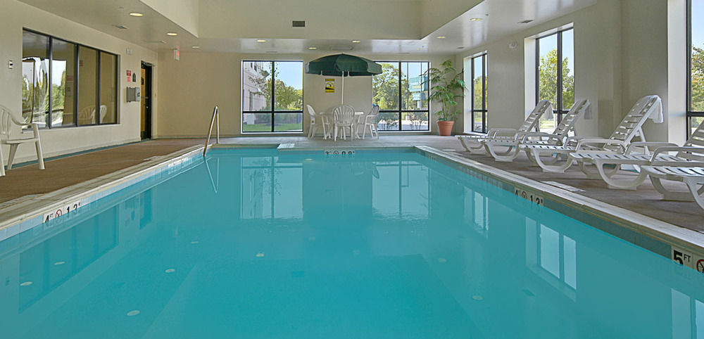 Holiday Inn Express & Suites Baltimore - BWI Airport North By Ihg Linthicum Exterior photo
