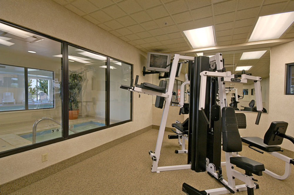 Holiday Inn Express & Suites Baltimore - BWI Airport North By Ihg Linthicum Exterior photo